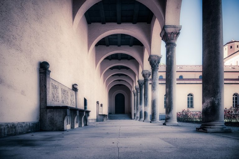 ce se intampla daca nu platesti locul de veci